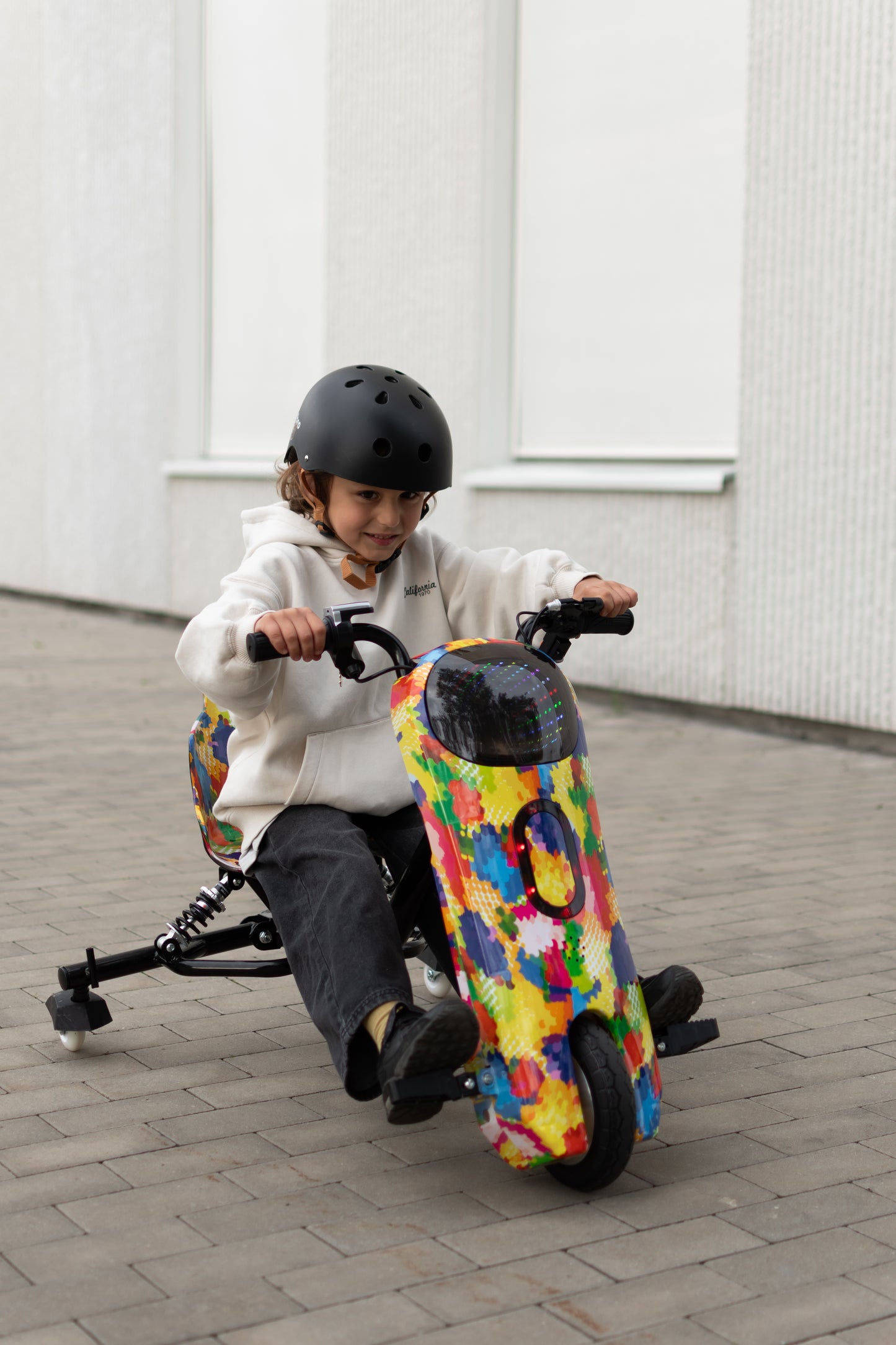 SCOOTI™ DRIFTY - Elektryczny skuterek 360° dla Dzieci i Dorosłych