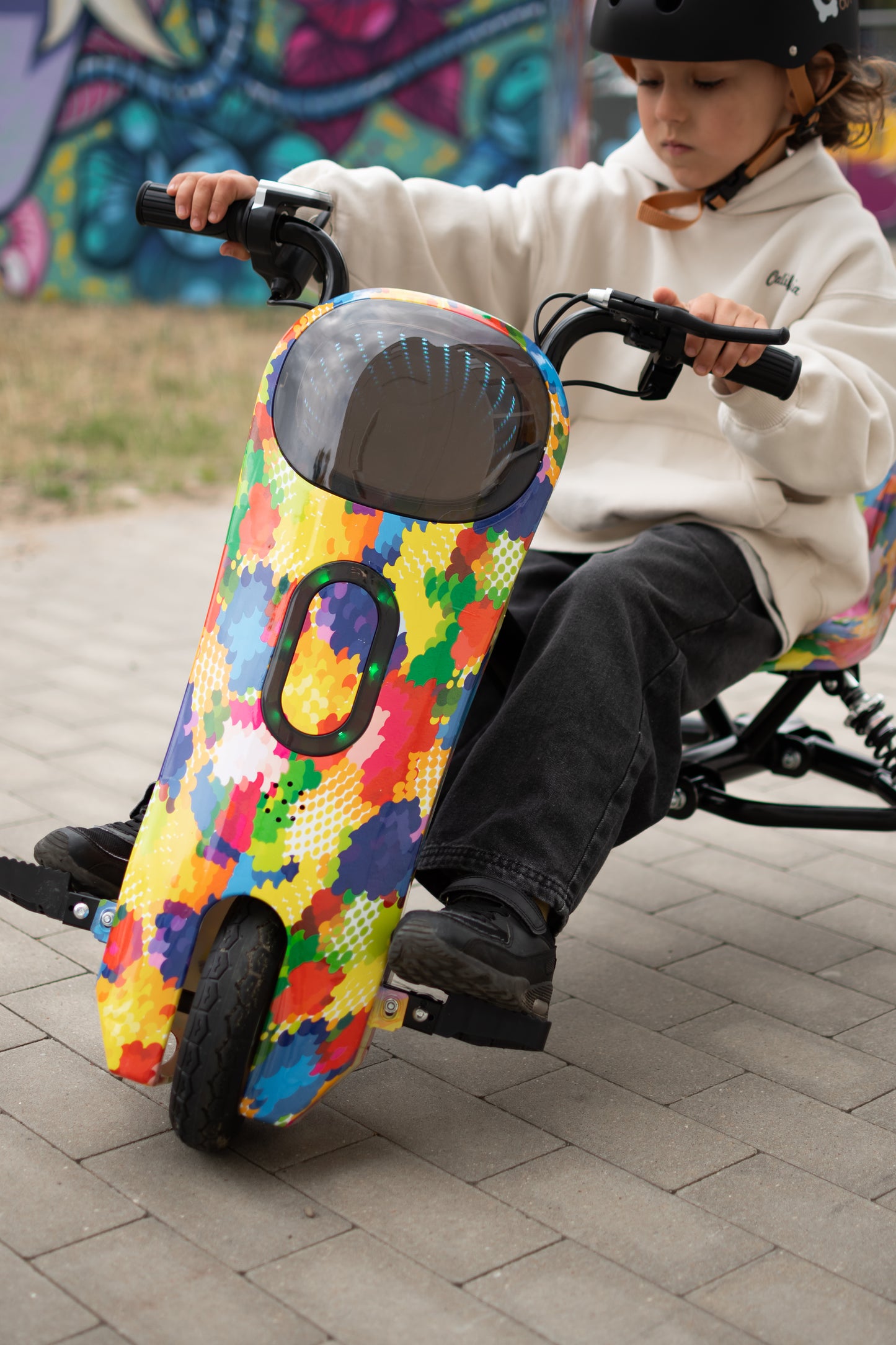 SCOOTI™ DRIFTY - Elektryczny skuterek 360° dla Dzieci i Dorosłych
