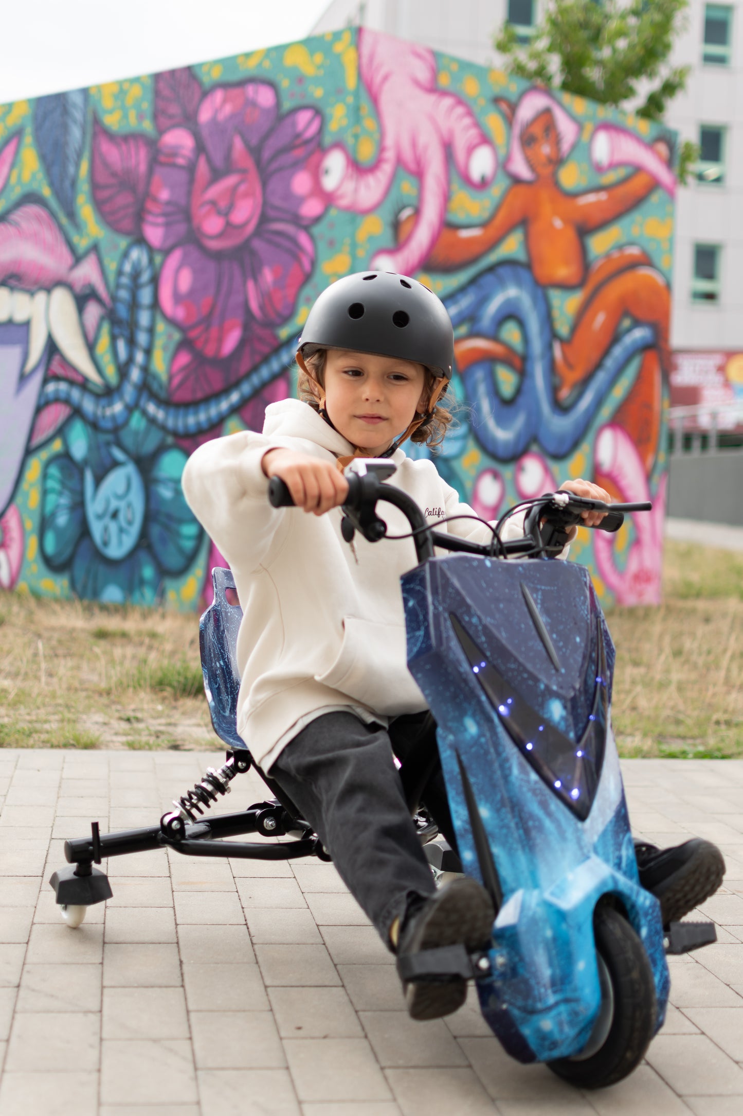 SCOOTI™ DRIFTY - Elektryczny skuterek 360° dla Dzieci i Dorosłych