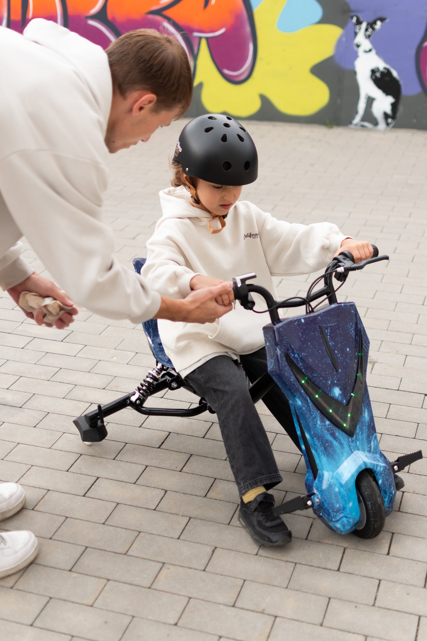 SCOOTI™ DRIFTY - Elektryczny skuterek 360° dla Dzieci i Dorosłych